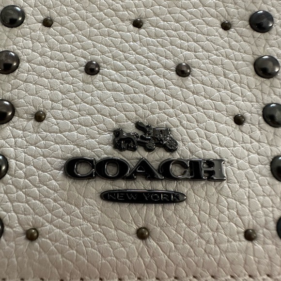 New Coach Ivory Studded Wallet on a Chain - Picture 2 of 11